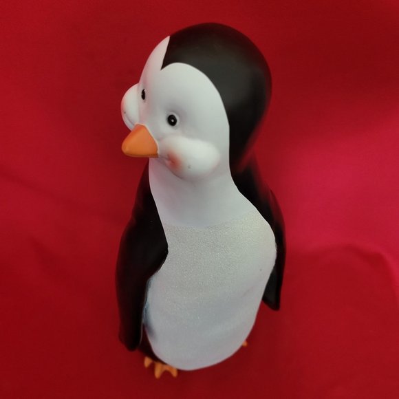 Elements Large Side Looking Emperor Penguin 2007 - Picture 4 of 14